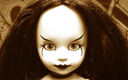 gothic-doll-05.jpg